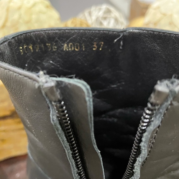 Authentic Escada Boots - Picture 4 of 7